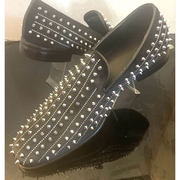 AM Exclusive Black With Silver Rhinestones & Spikes Slip-on Red Bottom Size 9.5M - Picture 7 of 12